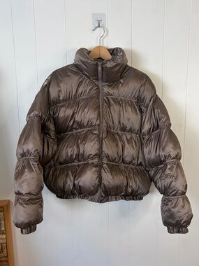 Wild Fable Womens Medium Brown Puffer Jacket Cropped Oversized Quilted Warm Coat